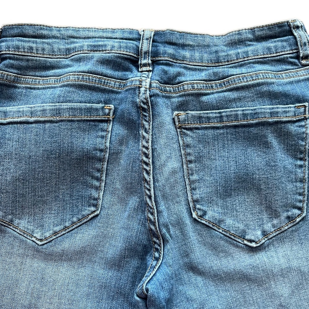 Joe Fresh Slim Jeans Size 2 - Picture 4 of 5